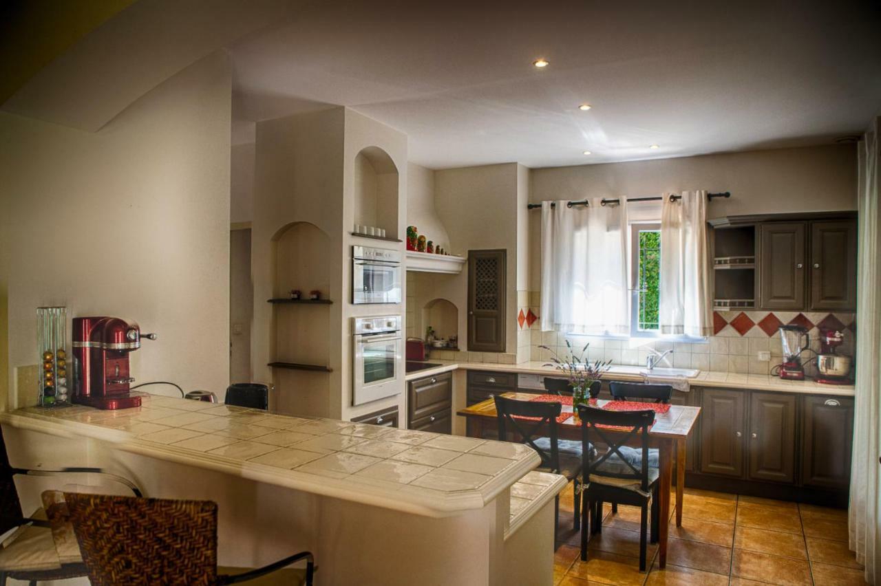 Saint-Rémy-de-Provence Auberge De Garance - Villa Prestige 5 Etoiles & Table Gastronomique Etoile מראה חיצוני תמונה